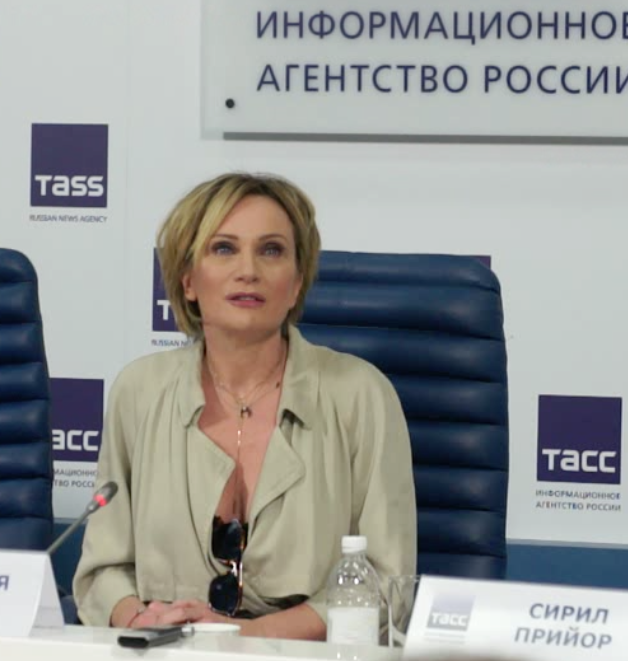 Журнал "Я пою" на пресс-конференции Патрисии Каас. ВИДЕО