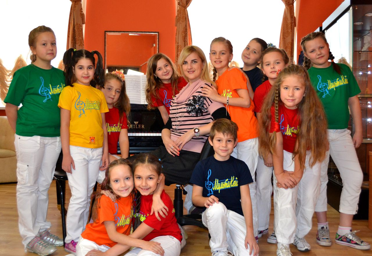 Елена Плотникова и «МультиКейс»: Мы любим петь!   